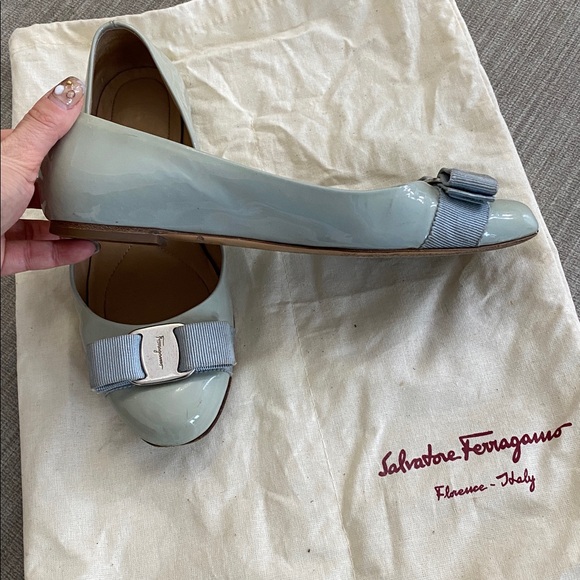 Ferragamo Varina Leather Flat in baby blue, 5B - Picture 3 of 8
